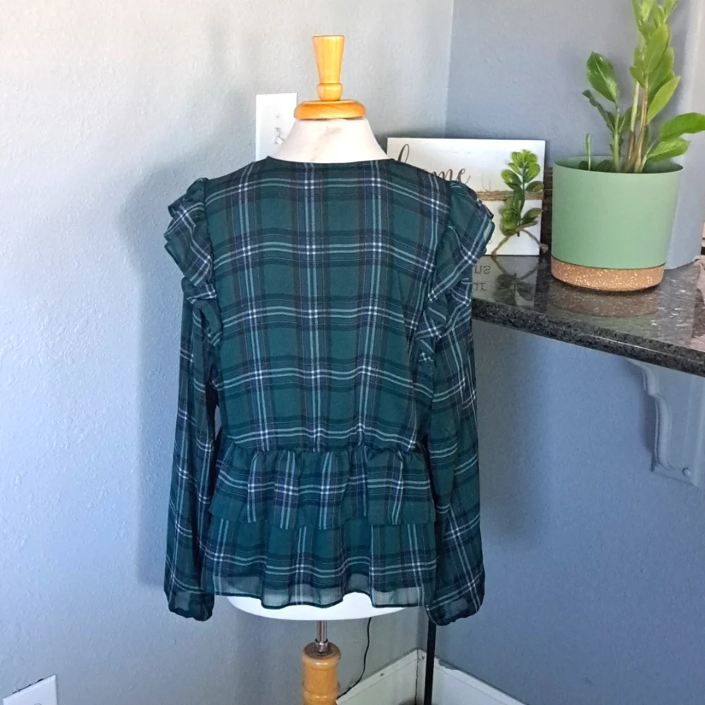 Torrid Plaid Blouse | Size 2X - Picture 4 of 8